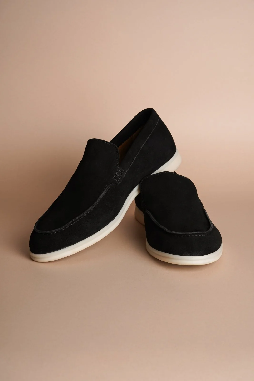 Beaumont Classic Suede Loafers - Image 27