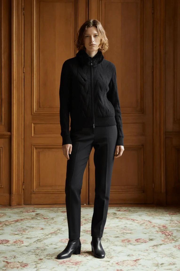 Cashmere Serenità Jacket with Mink Collar - Image 3