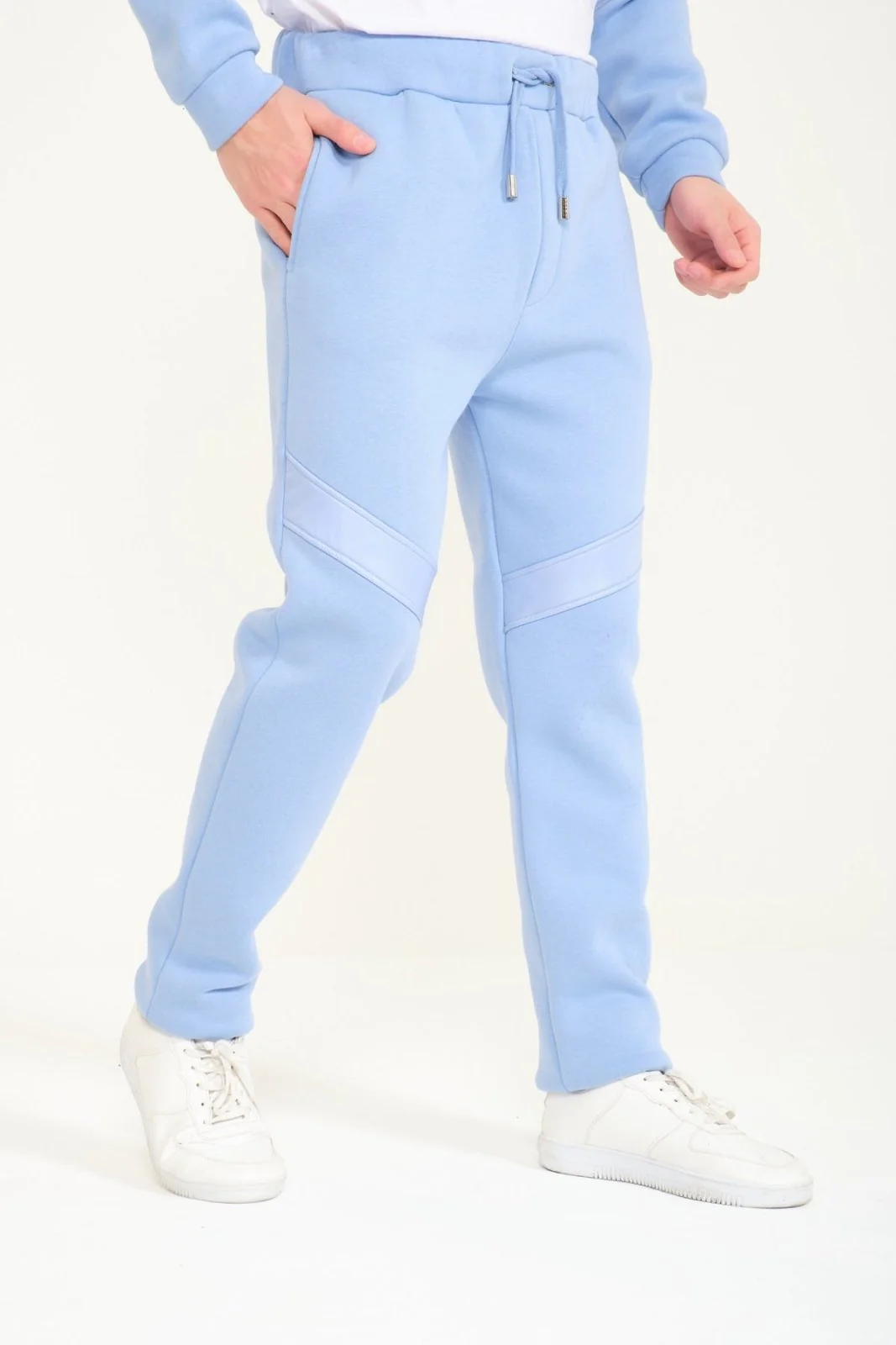 Vaganza Hoodie & Jogger Set - Image 14