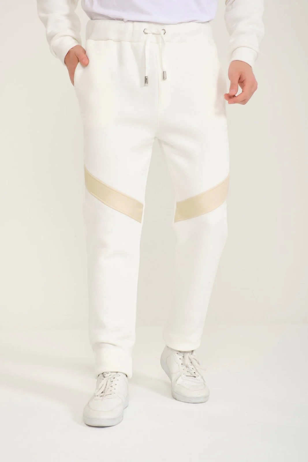 Vaganza Hoodie & Jogger Set - Image 21