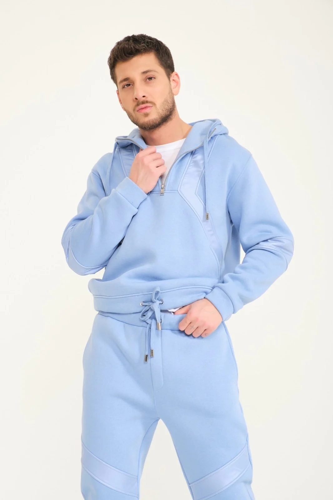 Vaganza Hoodie & Jogger Set - Image 7